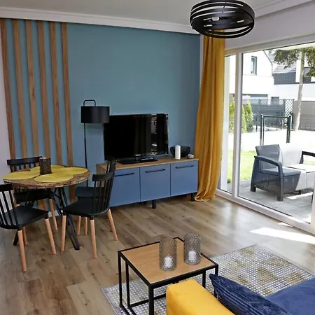 Chill&sun Yellow Apartment *